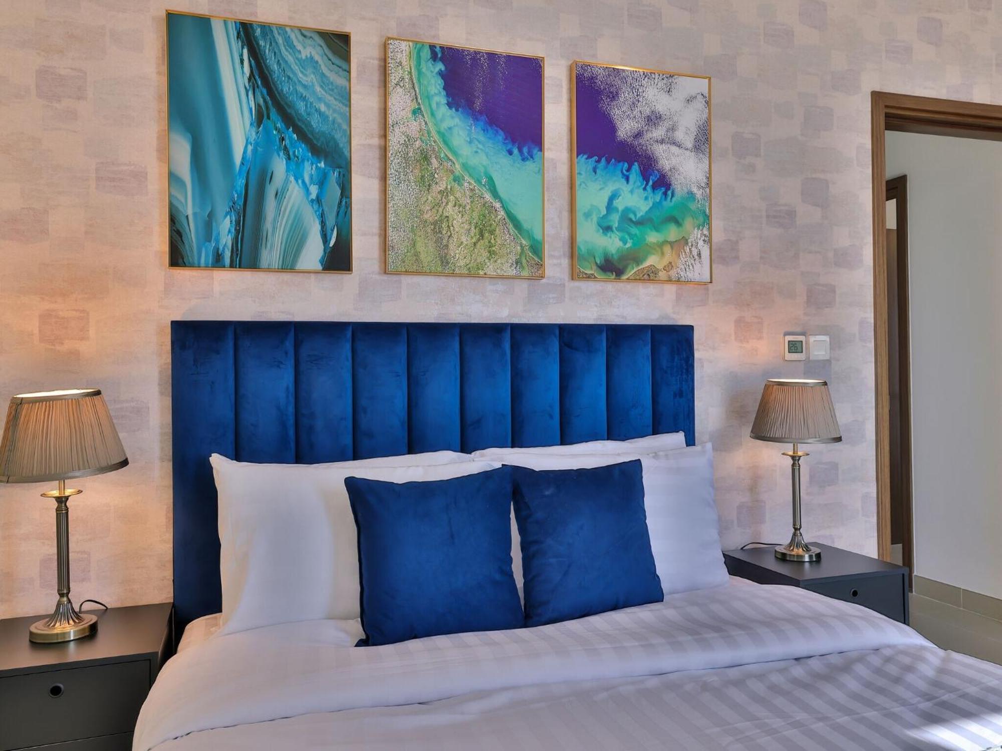 Luxurious Apartments Dubai Marina Views Pool Gym By Sojo Stay Eksteriør bilde