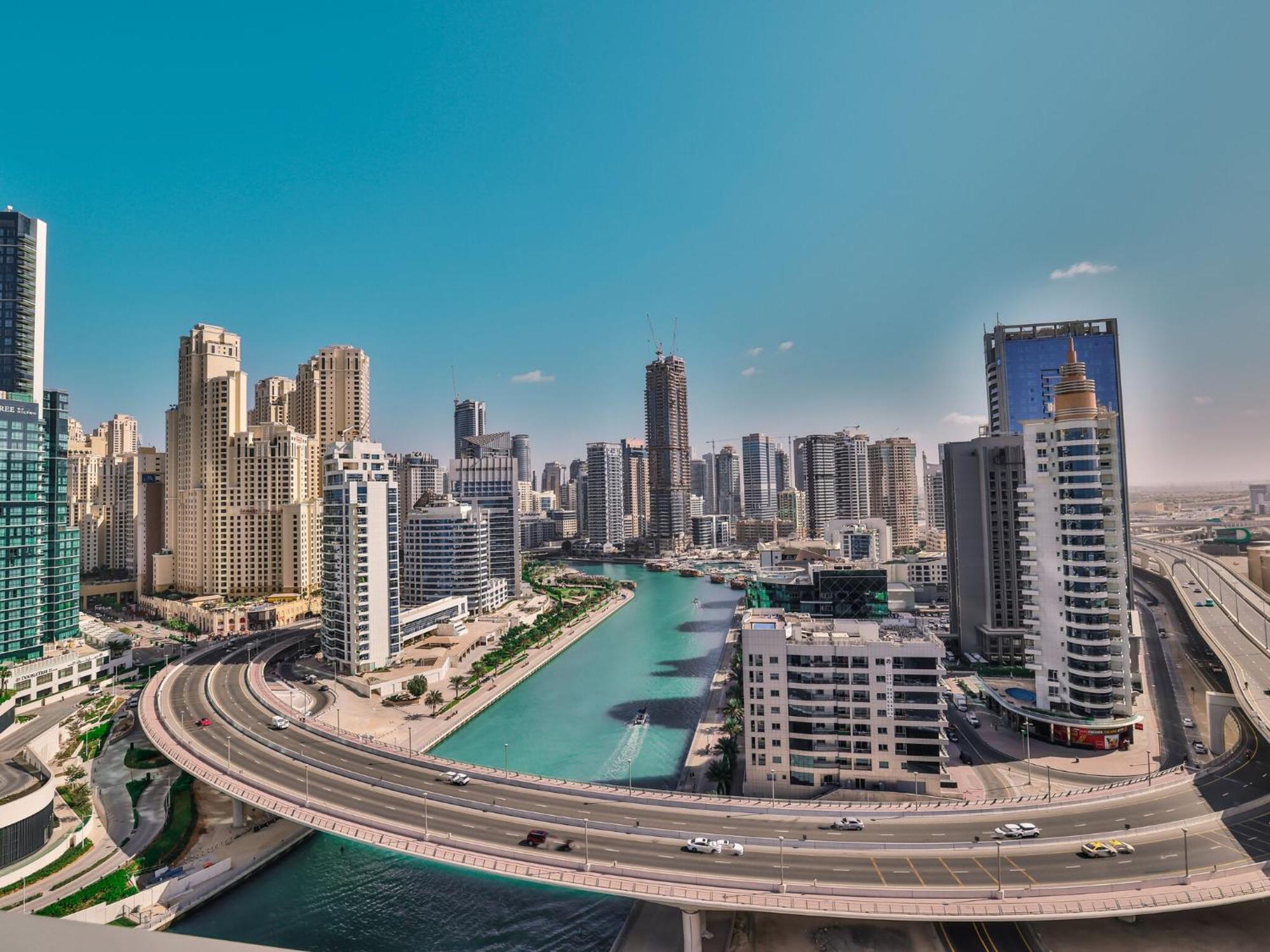Luxurious Apartments Dubai Marina Views Pool Gym By Sojo Stay Eksteriør bilde