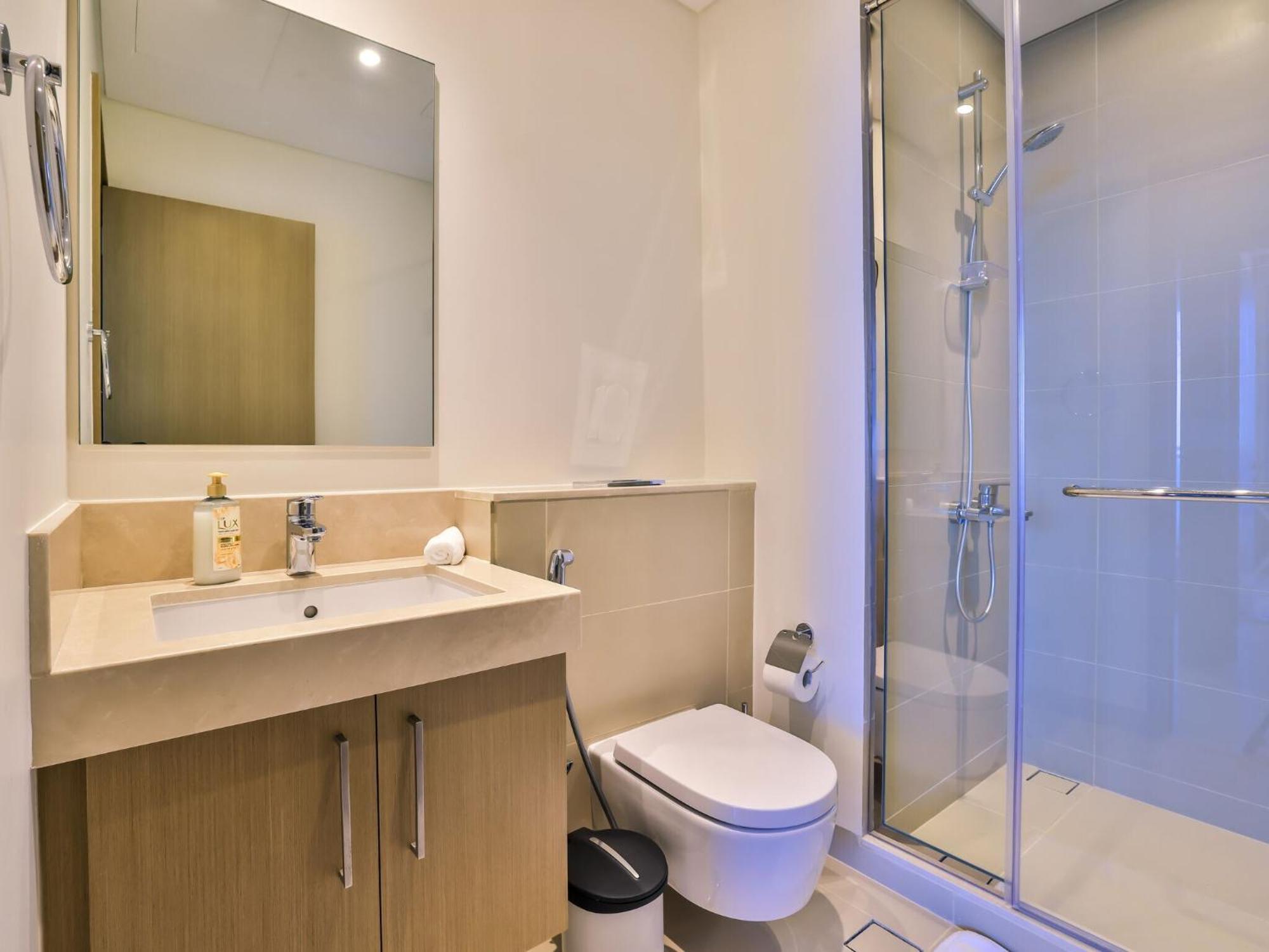 Luxurious Apartments Dubai Marina Views Pool Gym By Sojo Stay Eksteriør bilde
