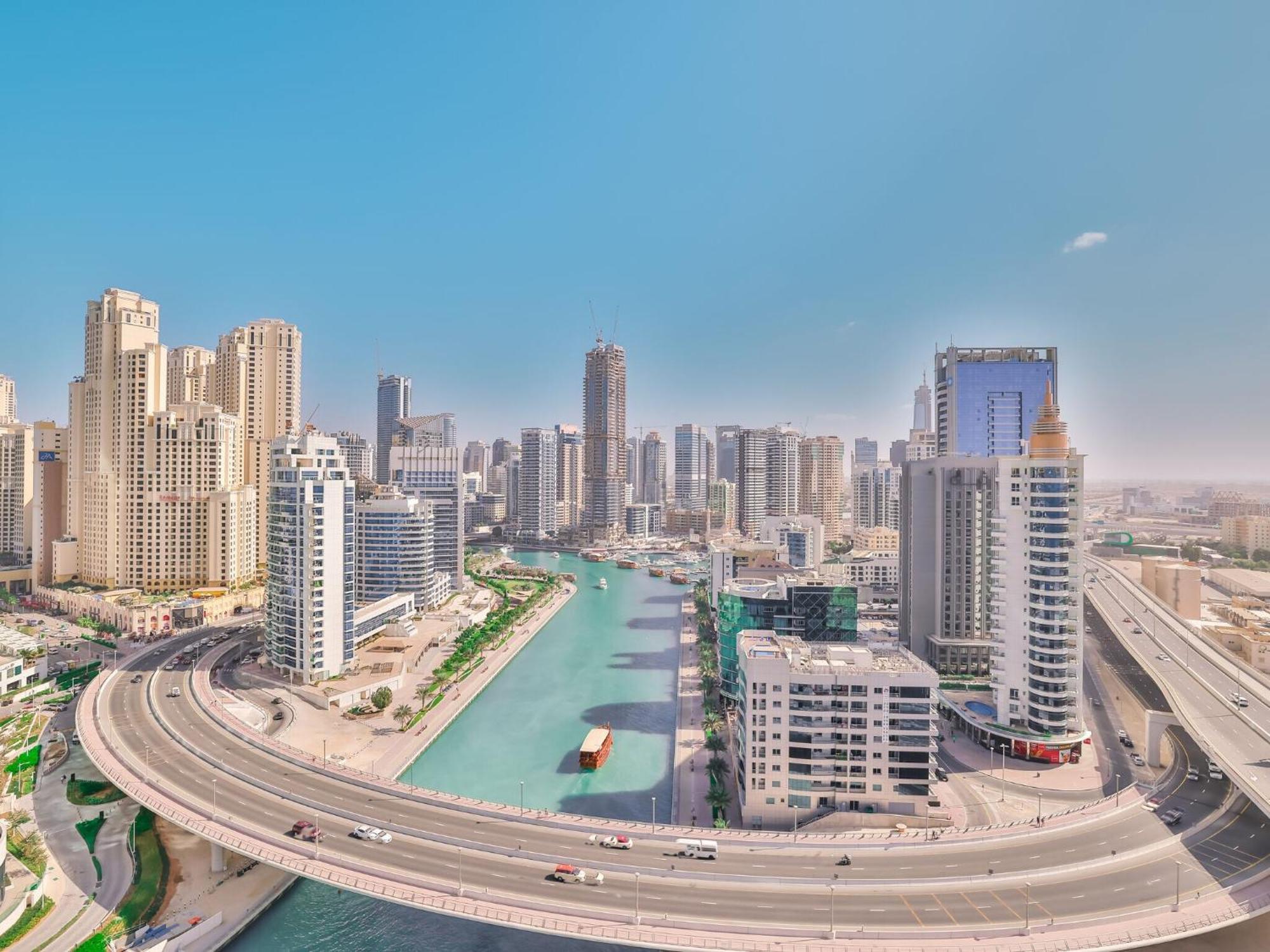 Luxurious Apartments Dubai Marina Views Pool Gym By Sojo Stay Eksteriør bilde