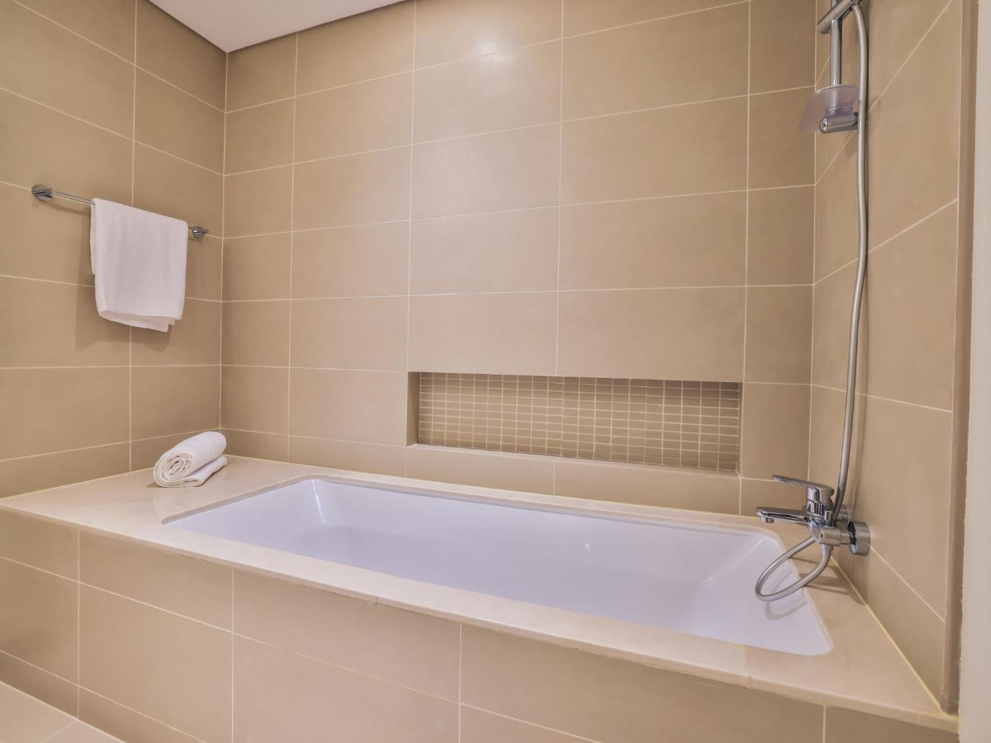Luxurious Apartments Dubai Marina Views Pool Gym By Sojo Stay Eksteriør bilde